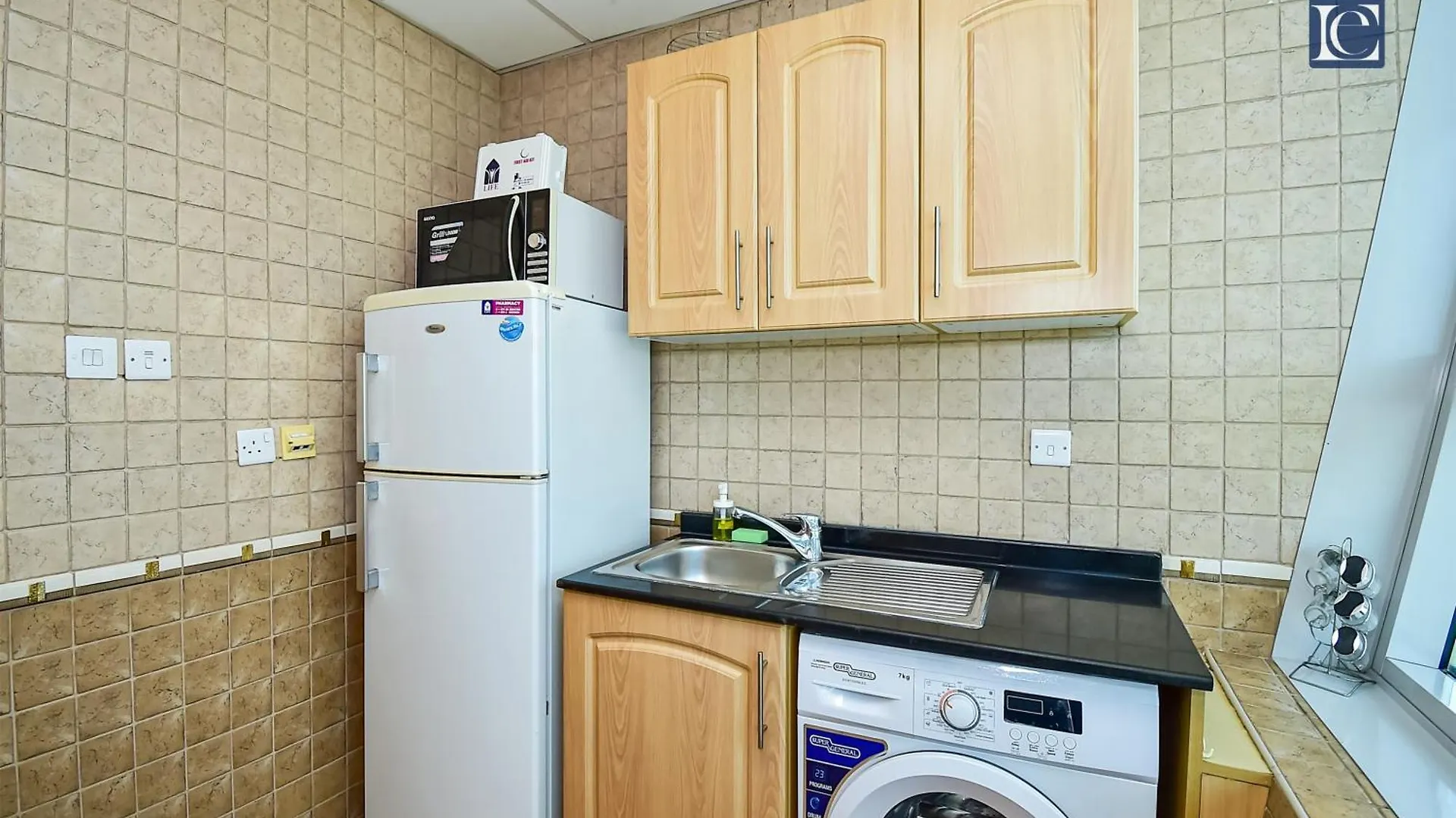 Luxury Escapes - Modern 1Br Near The Metro In Armada Tower 3 Jlt Apartment Dubai United Arab Emirates